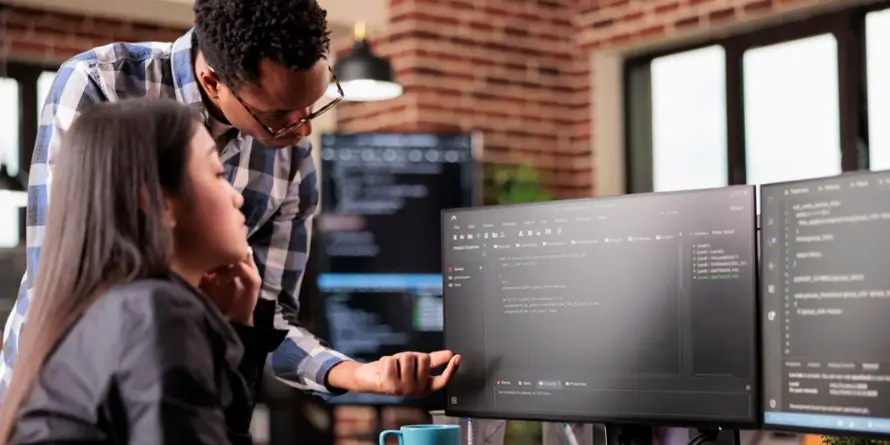 What Is Custom Software? Exploring Definition, Benefits, Types, and Trends